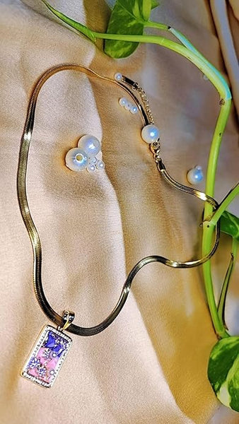 Artificial  Jewellery Only,Necklace with Iridescent Square Pendant